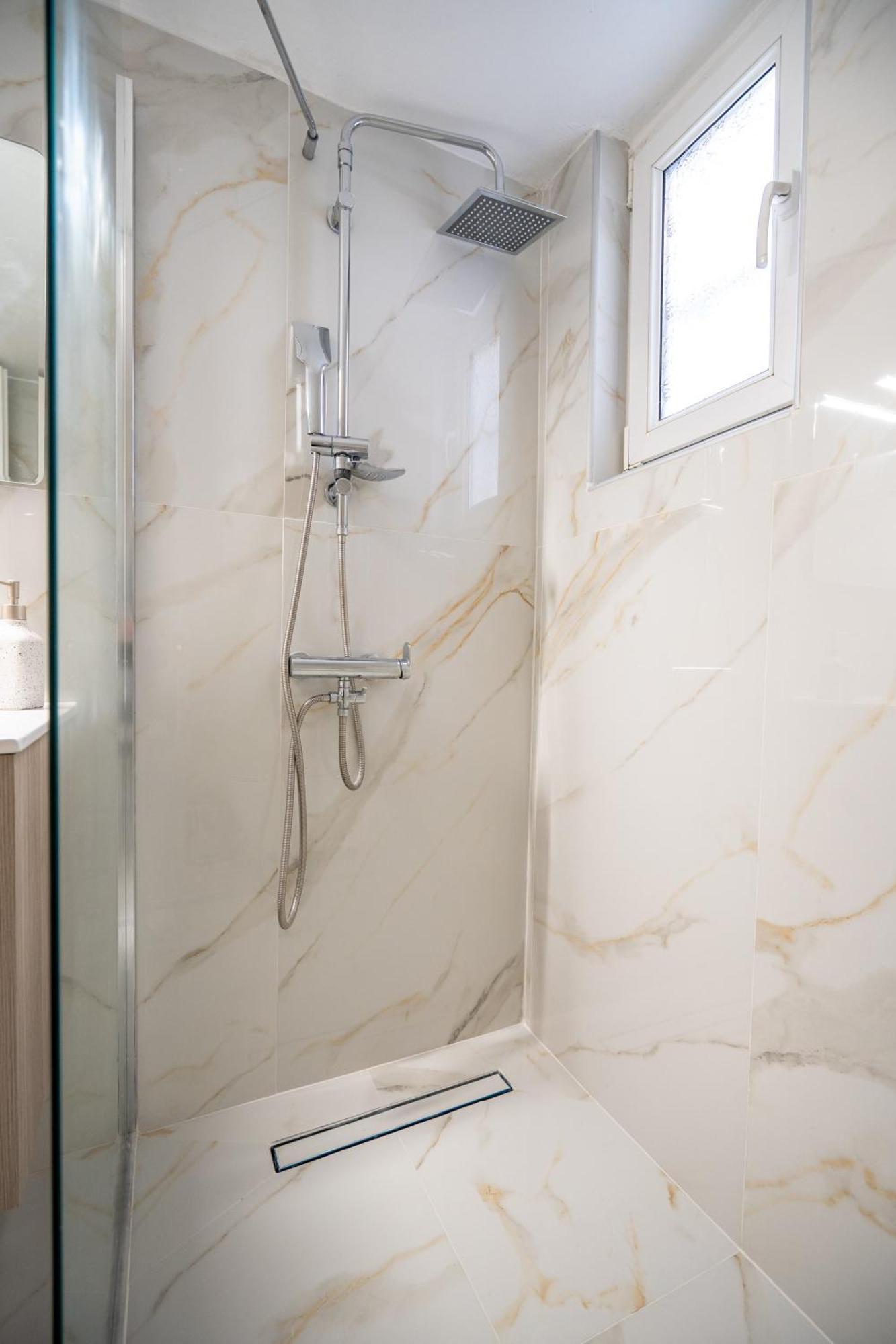 Neo Irakleio Train St. 1 Bedrm 4 Pers. Apartment Atena Exterior foto